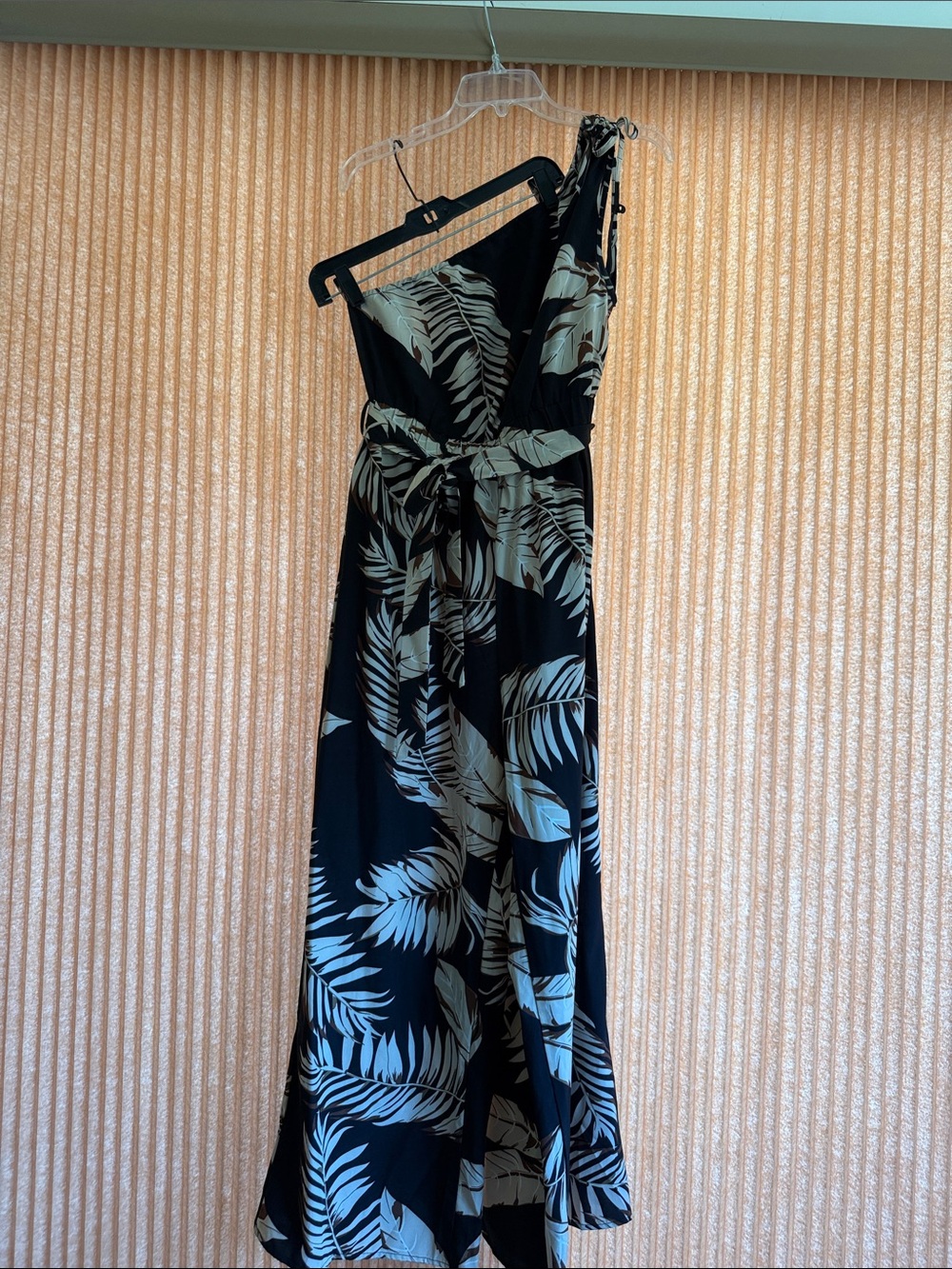 One-Shoulder Black Tropical Print Jumpsuit Cream Palm Leaf Design Size M